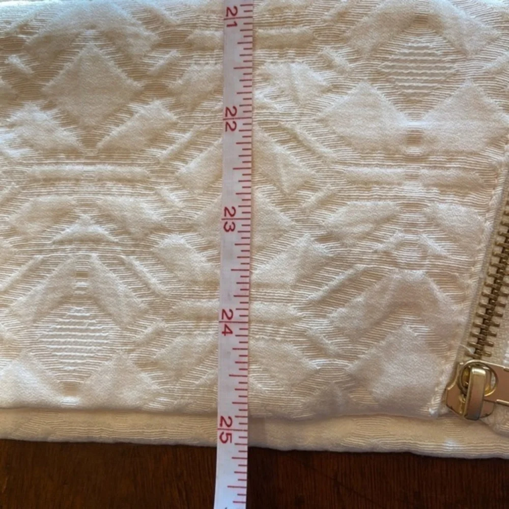 Jcrew Size 4 Ivory/‎ Cream crew neck , featuring 2 Gold Zippers on sides